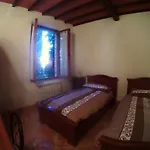Casa Cecchi Bed and Breakfast Val di Pugna