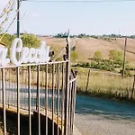 Casa Cecchi Bed and Breakfast 3*