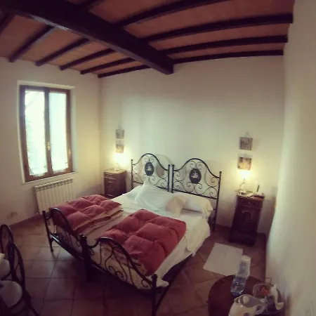 Bed & Breakfast Casa Cecchi 3*